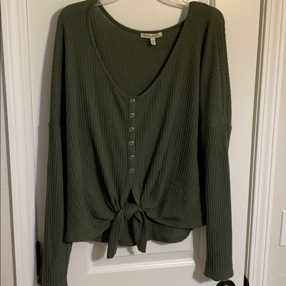 knit tie shirt